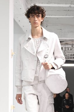 New York, Ny - Eylül 09: Manken New York'ta 9 Eylül 2018 tarihinde New York moda haftasında Sies Marjan bahar yaz 2019 koleksiyonu için pist yürür.