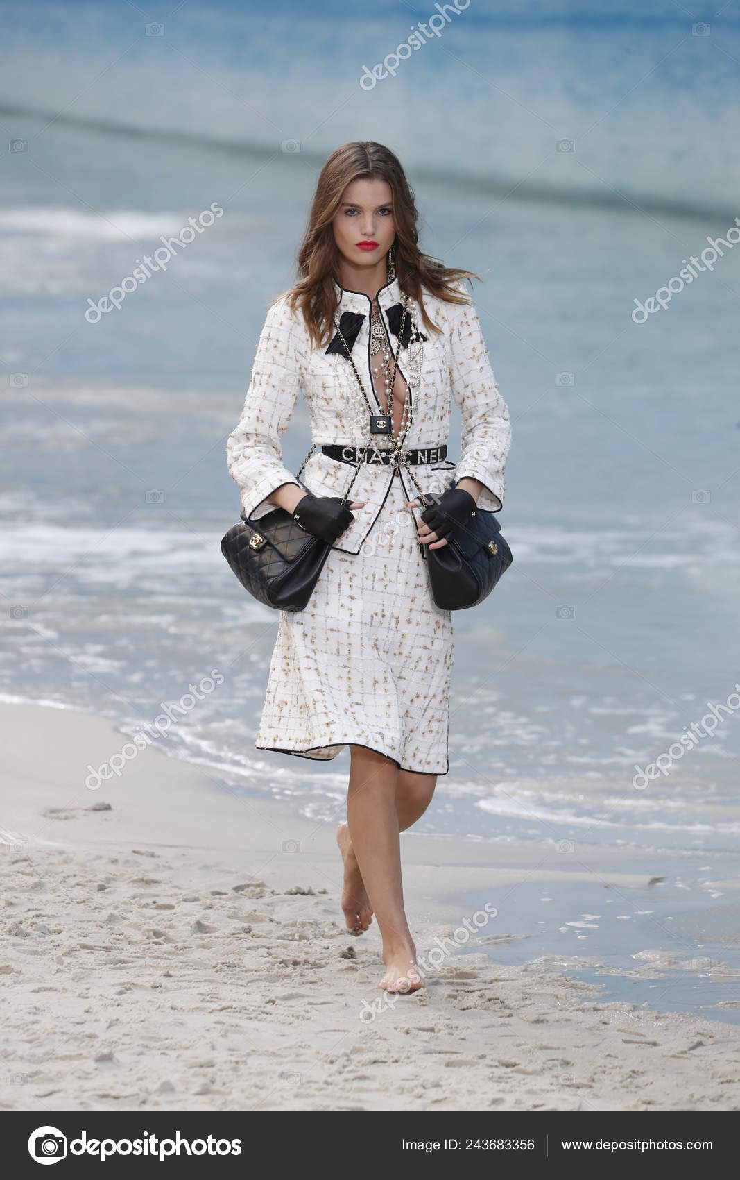 Париж Франция Октября Модель Ходит Подиуму Время Шоу Chanel Рамках.