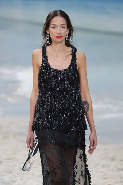 Paříž Francie Říjen Model Procházky Dráhy Během Chanel Show Jako — Stock fotografie