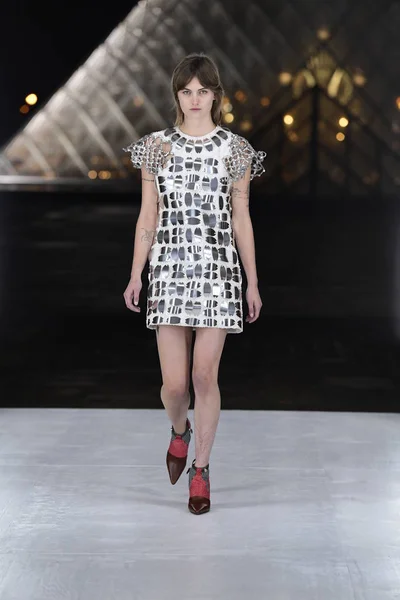 Paris France October Model Walks Runway Louis Vuitton Show Part — Stock Photo, Image