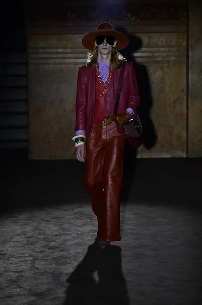 Paris Frankrike September Modell Går Banan Vid Gucci Showen Paris — Stockfoto