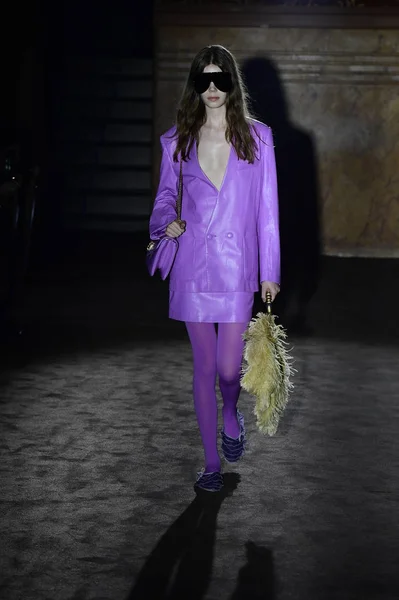 Paris Frankrike September Modell Går Banan Vid Gucci Showen Paris — Stockfoto