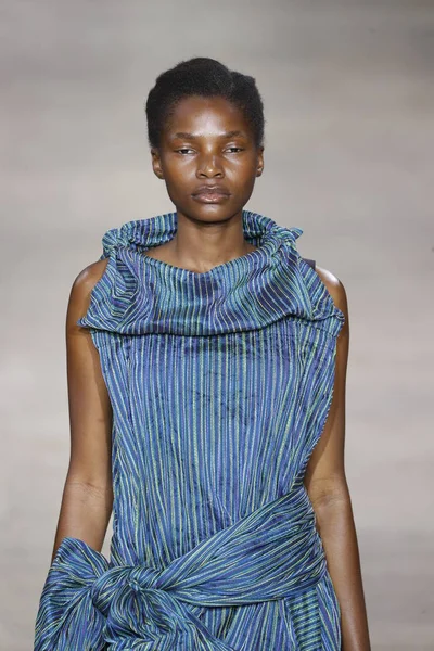 Paris France September Model Walks Runway Issey Miyake Show Part — Stock Photo, Image