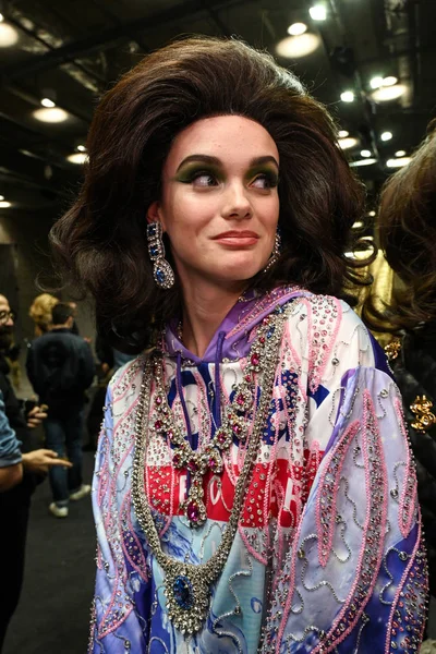 Milan Italy February Model Posing Backstage Moschino Show Milan Fashion — Stock Photo, Image