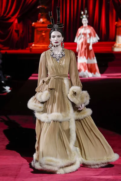 Milan Italy February Model Walks Runway Dolce Gabbana Show Milan — Stock Photo, Image