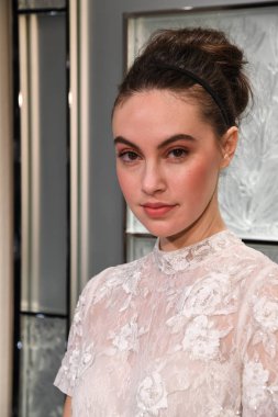 New York, NY-Nisan 10: model Heather Aboff Gracy Accad Bahar sırasında poz New York moda haftası 2020 gelin sunumu: gelin 10 Nisan, 2019 NYC.