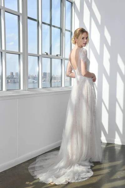 New York April Model Posiert Für Gäste Während Der Nicole — Stockfoto