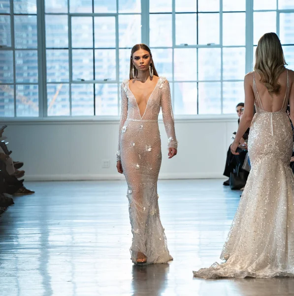 New York Nisan New York Moda Haftası Nda Berta Gelin — Stok fotoğraf