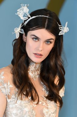 New York, Ny - 14 Nisan: Galia Lahav Bahar sırasında poz bir model 2020 New York Moda Haftası'nda gelinlik moda sunumu: Gelinlik Nisan'da 14, 2019 Nyc.