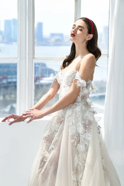 New York April Modell Poserar Galia Lahav Våren 2020 Bridal — Stockfoto