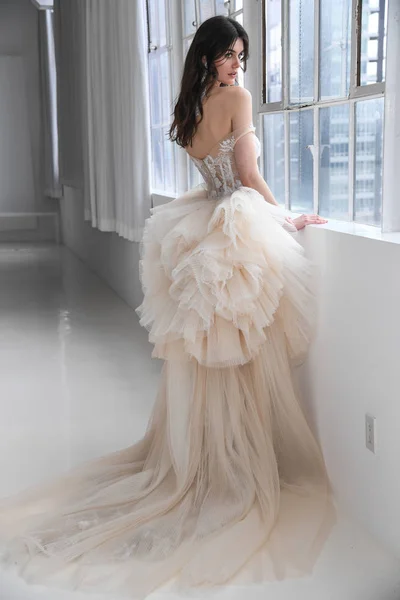 New York April Model Posing Galia Lahav Spring 2020 Bridal — Stock Photo, Image