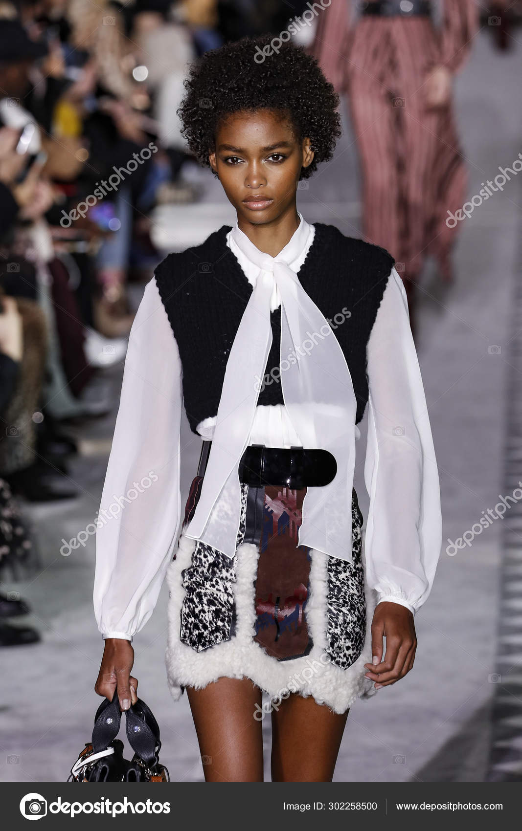New York February Blesnya Minher Walks Runway Longchamp Fw19 Runway Stock Editorial Photo fashionstock 302258500