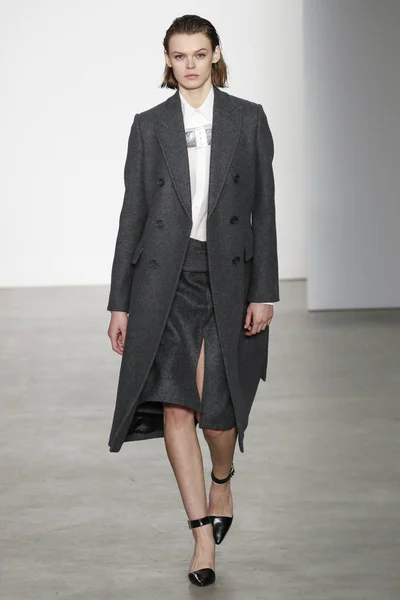 New York February Model Walks Runway Helmut Lang Women Men — Stock Photo, Image