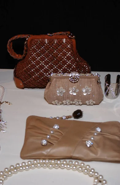 Aris France October 2004 Accessories Backstage Valentino Ready Wear Collection — 图库照片