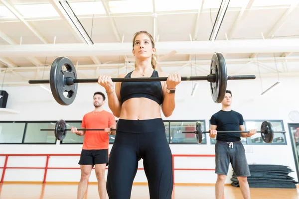 Low Angle View Confident Woman Friends Exercising Barbells Health Club — Stock Photo, Image