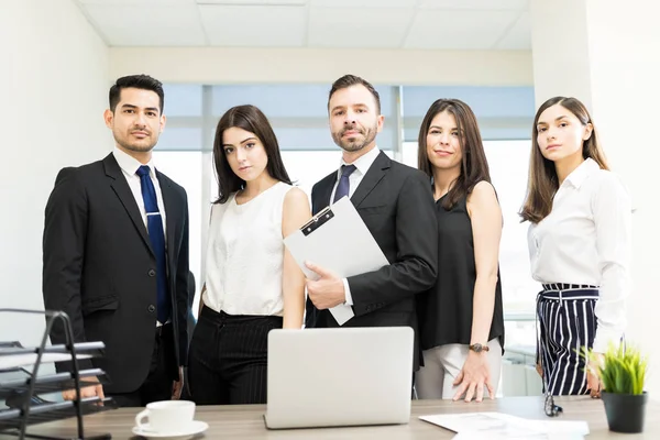 Determined Male Female Board Directors Standing Desk — Stock Photo, Image