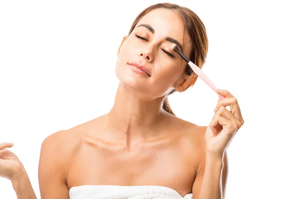 Relaxed Mid Adult Woman Applying Eyeshadow Brush Studio — Stock Photo, Image