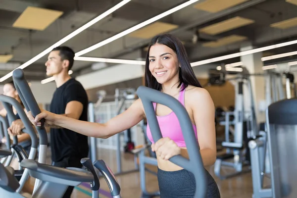 Smiling Latin Woman Walking Treadmill Best Way Stay Healthy Fit — Stock Photo, Image
