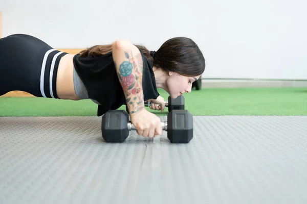 Side View Sporty Young Woman Doing Push Ups Dumbbells Strength — Stock Photo, Image