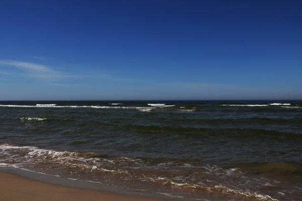 Pláže na břehu Baltského moře za slunného dne v Palanga — Stock fotografie