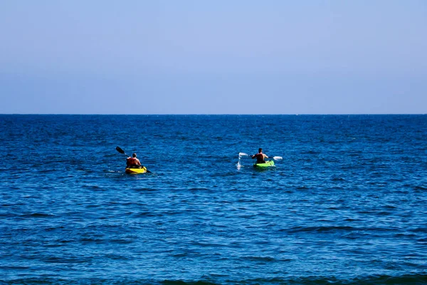 Pair Canoes Pacific People Kayak Ocean — Stock Photo, Image