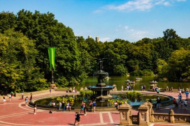 New York, Amerika Birleşik Devletleri - 31 Ağustos 2018: Bathesda Çeşme Central Park New York'ta Panorama görünümünü