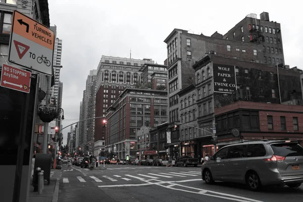 ニューヨーク アメリカ合衆国 2018 ニューヨーク市マンハッタン通り晴れた日にミッドタウンで — ストック写真