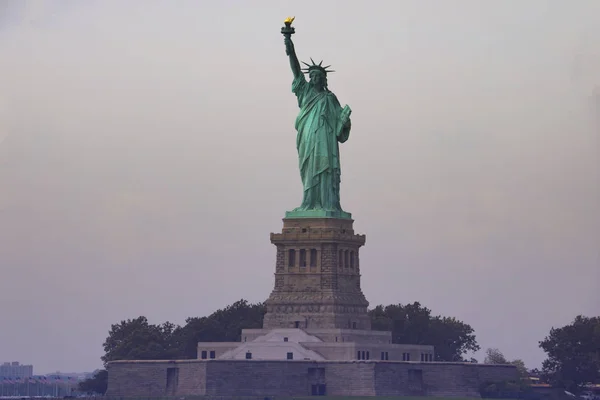 Estátua Liberdade Dedicada Outubro 1886 Dos Ícones Mais Famosos Dos — Fotografia de Stock