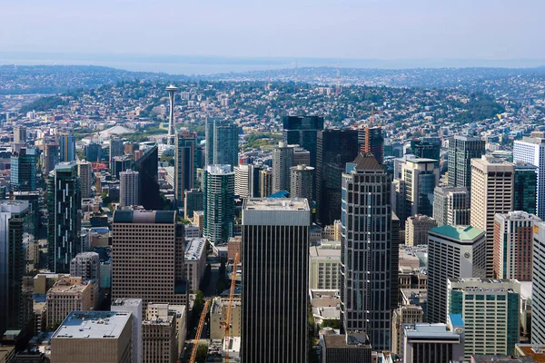 Seattle, Usa, 31 augusti 2018: Utsikt över downtown Seattle skyline i Seattle Washington. — Stockfoto