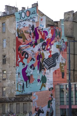 Varşova, Polonya, 10 Mart, 2019: şehir merkezinde güzel grafiti.