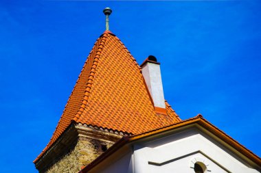 Sighisoara, Romanya, 13 Mayıs 2019: Xiii. yüzyılda sakson kolonistleri tarafından kurulan Sighisoara'da Ortaçağ sokak manzarası.