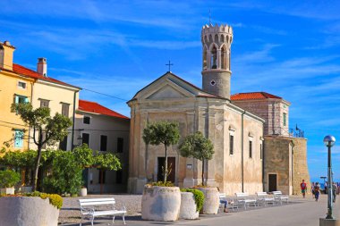 Piran, Slovenya, 24 Eylül 2019: Küçük tatil beldesi Piran 'ın seti