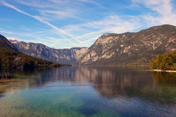 Прекрасний Словенський Краєвид Озеро Бохіндж Бірюзовою Водою — стокове фото