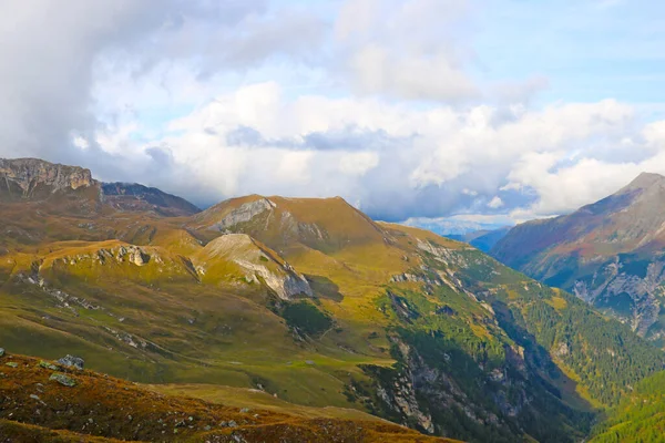 Uitzicht Prachtige Bergen Oostenrijk Een Herfstdag — Stockfoto