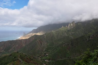 Anaga, Tenerife.Panoramic Anaga dağ manzaralı dağlarında.