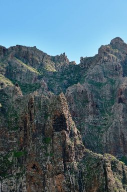 Dağ peyzaj tropikal ada Tenerife, Kanarya İspanya. Gorge trekking görünümünden Masca Vadisi.