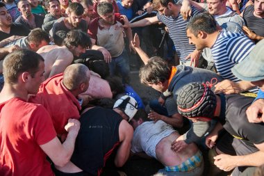 Lelo burti, Shukhuti top için Paskalya Savaşı, Gürcü Rugby