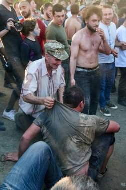 Lelo burti, Shukhuti top için Paskalya Savaşı, Gürcü Rugby