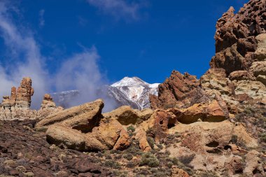 Teide Yanardağı manzarası ve Teide Milli Parkı güzel manzara, Tenerife.