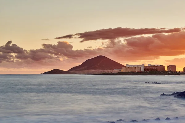 El Medano Isla de Tenerife puesta de sol . — Foto de Stock