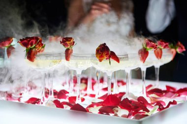 Düğün Şampanya Piramit.