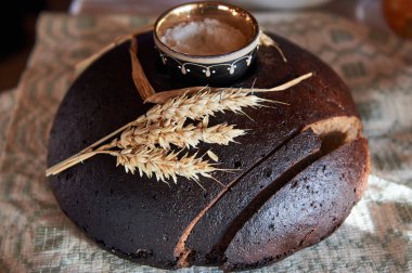 Çıngıraklı sade ekmek..