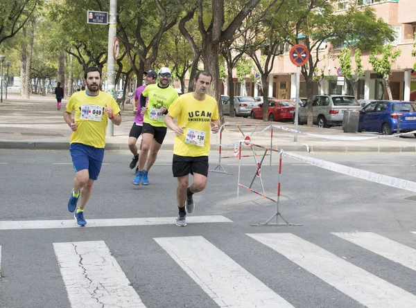 Solidaritätslauf in Murcia, 24. März 2019: Erster Solidaritätslauf auf den Straßen Murcias in Spanien. — Stockfoto