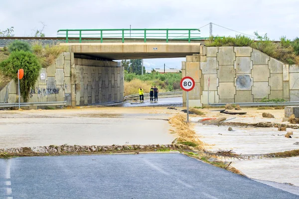 Murcia, İspanya, 13 Eylül 2019: 13 Eylül'de İspanya'nın Murcia kentinde sağanak yağmurun yol açtığı sel ve hasarlar — Stok fotoğraf