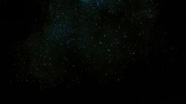 Paillettes bleues dans l'eau tombant. Beau fond ou superposition. (Utiliser SCREEN comme mode de transfert pour que le noir devienne transparent) 60fps 