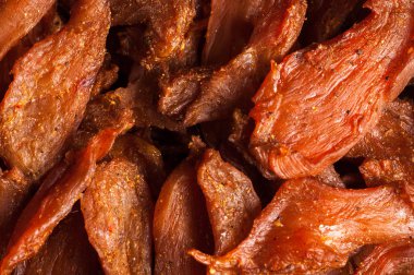 Tavuk eti, soya soslu fileto parçalarını üzerinden