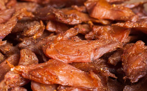 Tavuk eti, soya soslu fileto parçalarını üzerinden