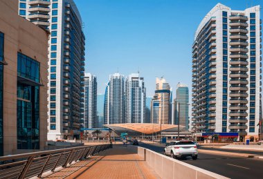 Dubai Yat Limanı genel bakış. şehir manzarası.