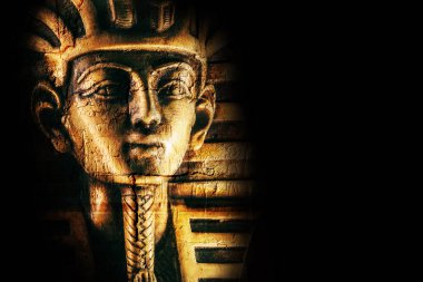 antik taş Firavun Tutankamon maskesi 