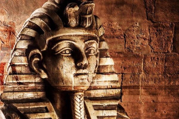 Αρχαία Πέτρα Φαραώ Tutankhamen Μάσκα — Φωτογραφία Αρχείου